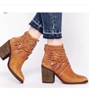 Free people shoes! New WO tags